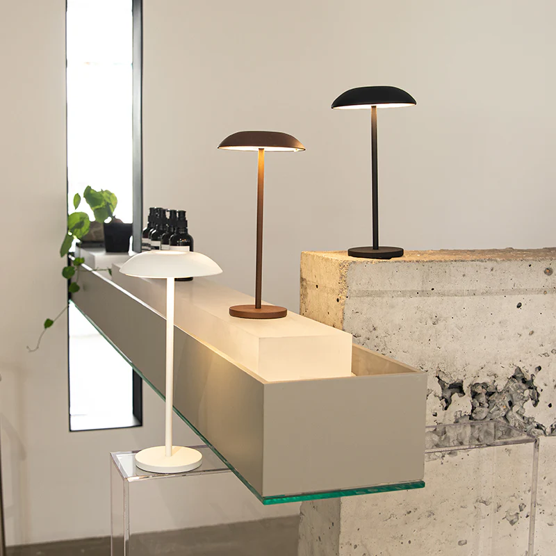 Iron Elegance Lamp - Image 2